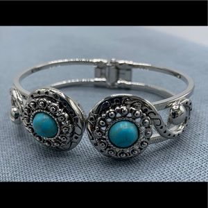 Turquoise and Silver Circle Clamp Bracelet
